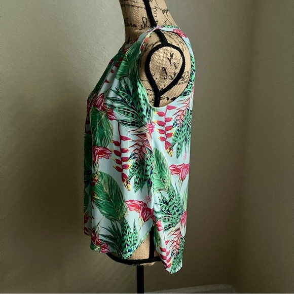 ☀️Cupcakes and Cashmere 🌴tropical print tank blouse - Picture 4 of 8